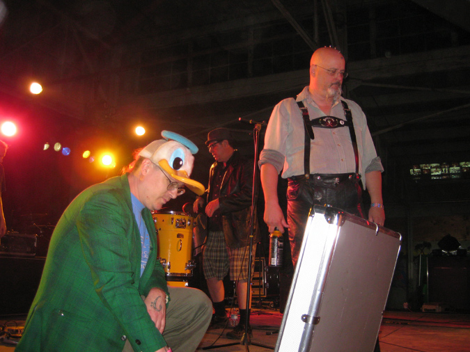 Duckmandu, Bill and Neil